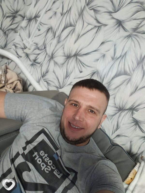 Артём, 30, Бийске — анкета №2893613