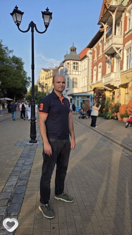 Максим, 35, Москве — анкета №2893994