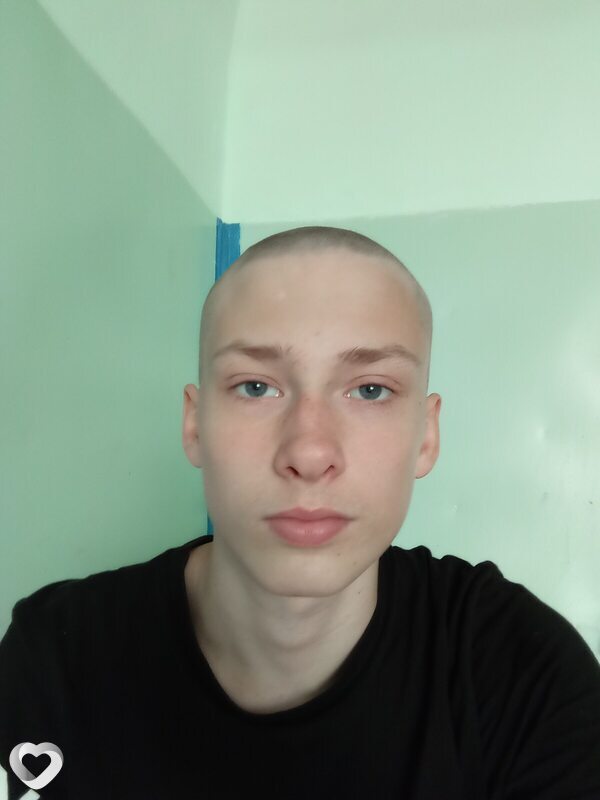 Илья, 20, Красноярске — анкета №2893875