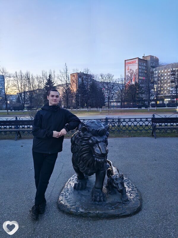 Дмитрий, 20, Москве — анкета №2893945