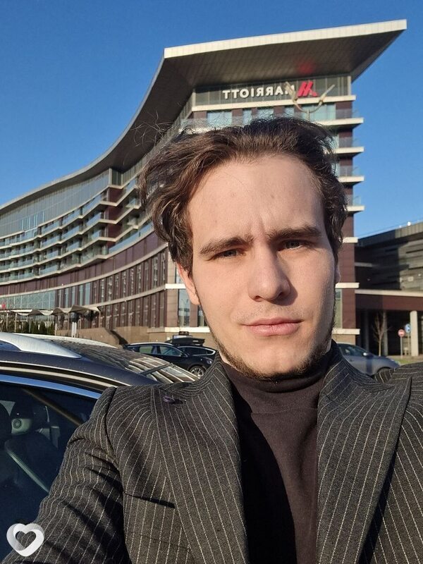 Рома, 21, Минске — анкета №2894436