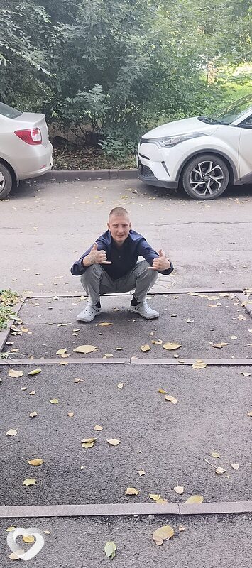 Артем, 21, Екатеринбурге — анкета №2894215