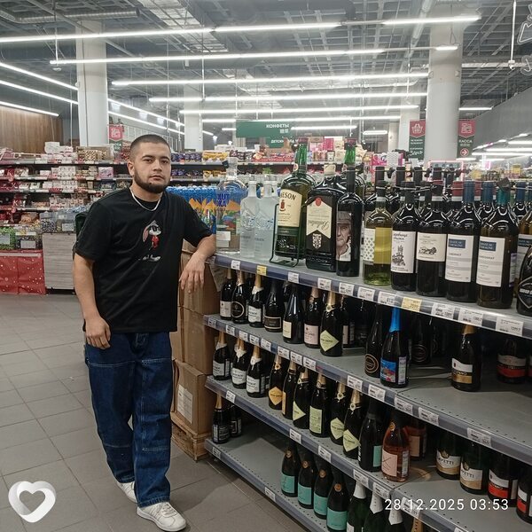 Толик, 24, Владивостоке — анкета №2894622