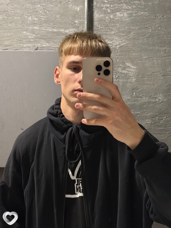 Андрей, 20, Минске — анкета №2894898