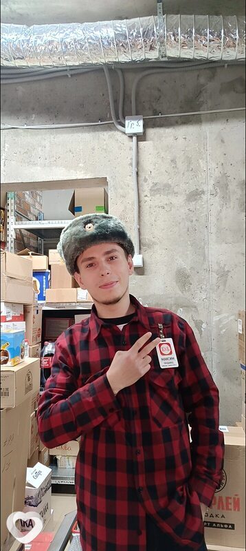 Максим, 23, Видном — анкета №2895085