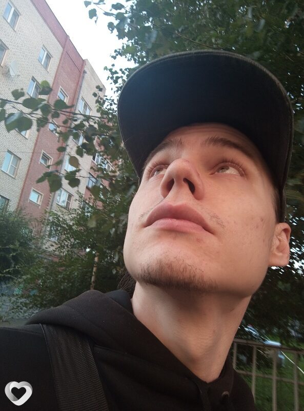 Лев, 23, Челябинске — анкета №2895681