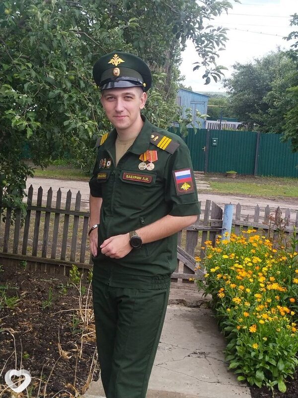 Лев, 20, Саратове — анкета №2896195