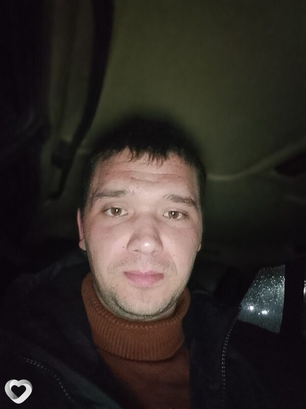 Олег, 23, Москве — анкета №2896001