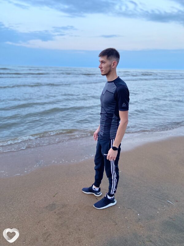 Антон, 27, Саратове — анкета №2896122