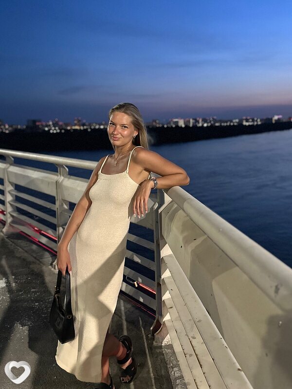 Анна, 24, Санкт-Петербурге — анкета №2896419