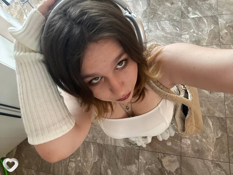 Алина, 19, Калуге — анкета №2896297