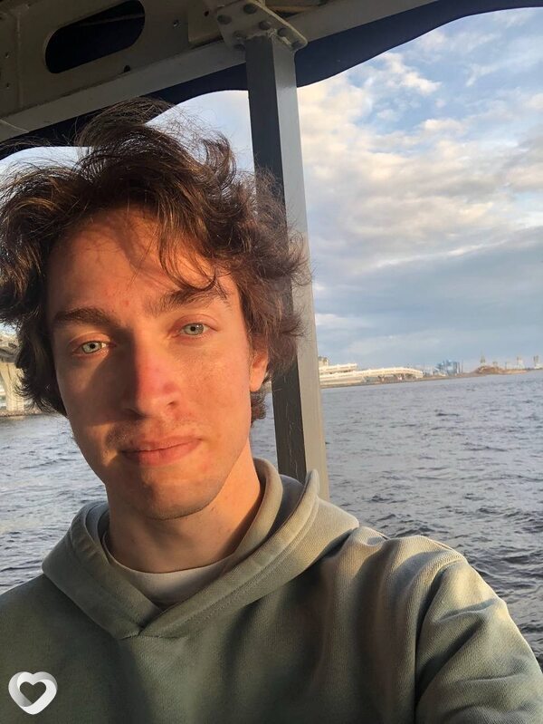 Александр, 24, Санкт-Петербурге — анкета №2896666