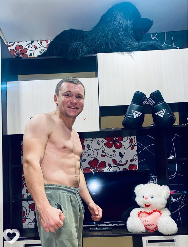 Артем, 31, Людинове — анкета №2896911