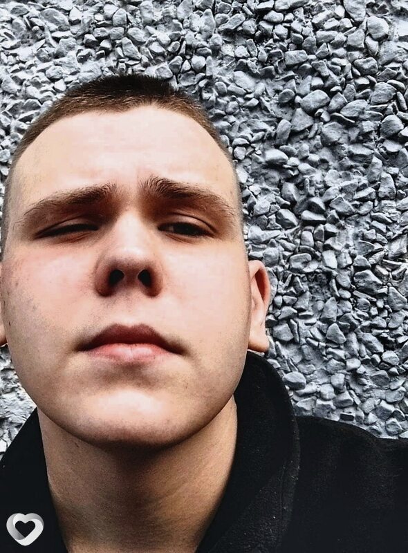 Никита, 19, Екатеринбурге — анкета №2897075