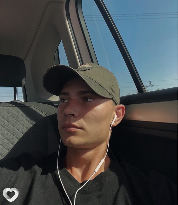 Арсений, 21, Краснодаре — анкета №2897114