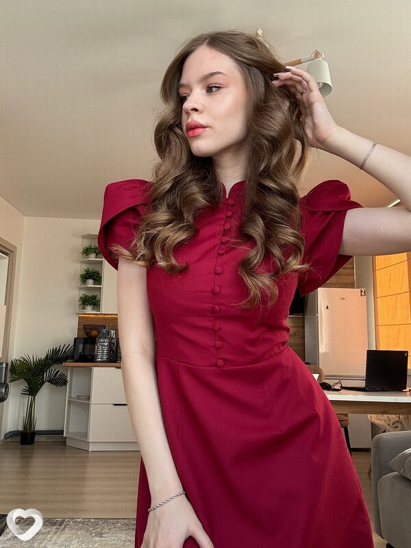 Ника, 19, Екатеринбурге — анкета №2897350