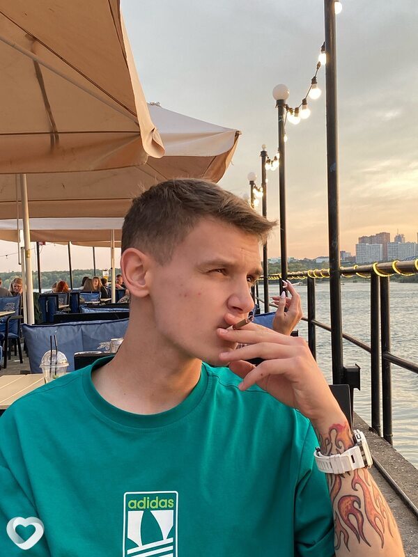 Юрий, 22, Новосибирске — анкета №2897490