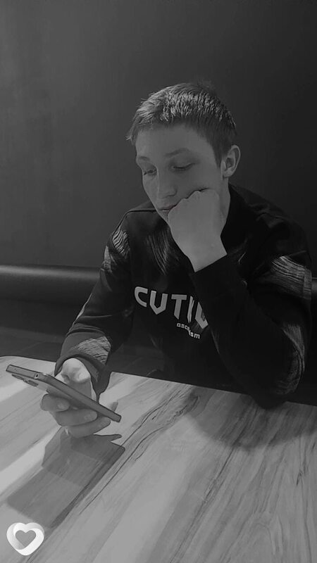 Владимир, 21, Усть-Каменогорск — анкета №2897760