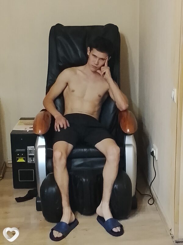 Илья, 23, Абакане — анкета №2897840