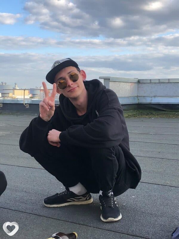 Артём, 23, Гродно — анкета №2898062