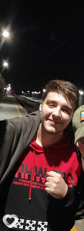 Макс, 20, Таганроге — анкета №2898077