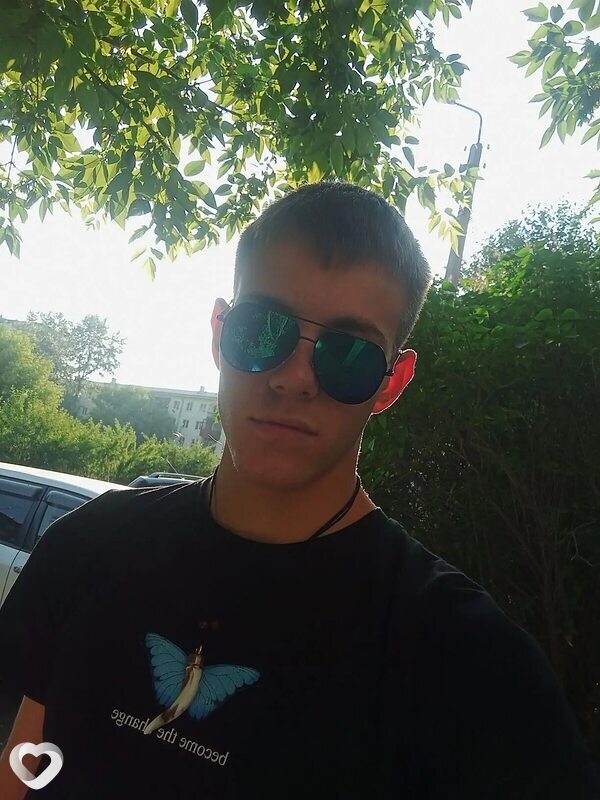 Владимир, 26, Ангарске — анкета №2898507
