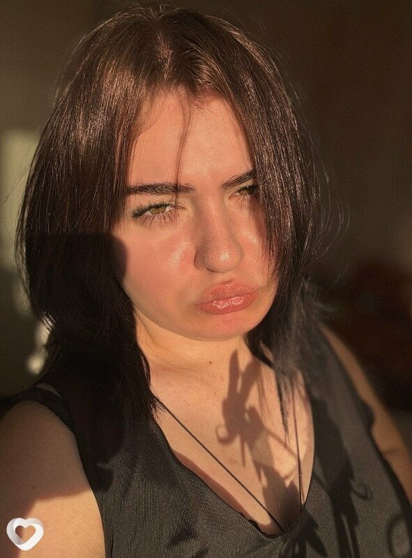 Оксана, 22, Макеевке — анкета №2898650