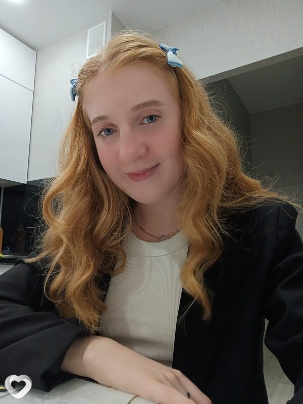 Карина, 23, Ульяновске — анкета №2898832