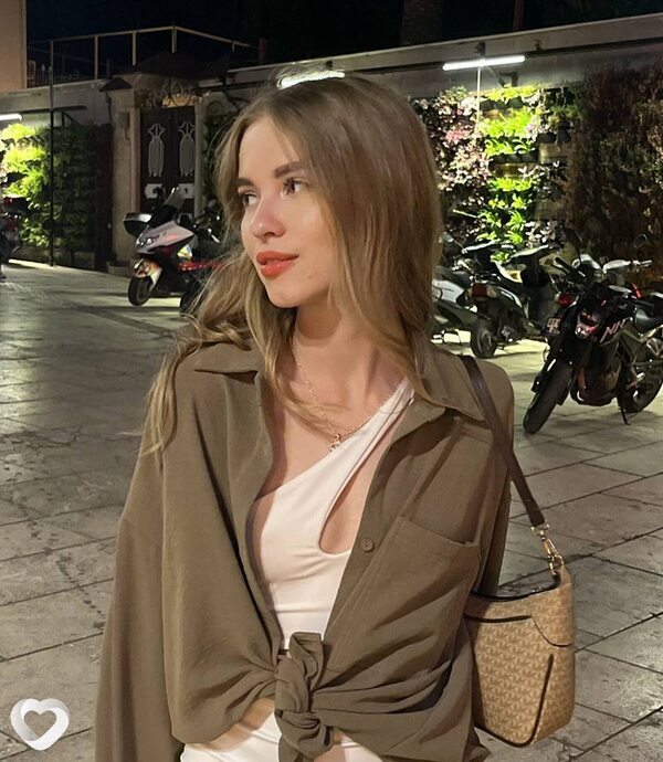 Милана, 25, Сочи — анкета №2899209