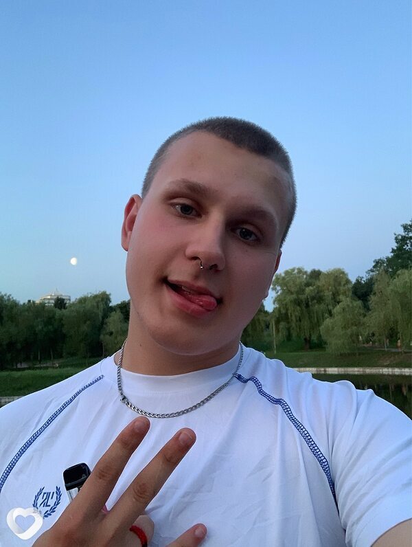 Колька, 19, Киеве — анкета №2899435