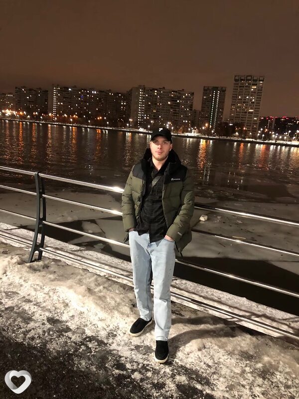 Денис, 22, Москве — анкета №2899834