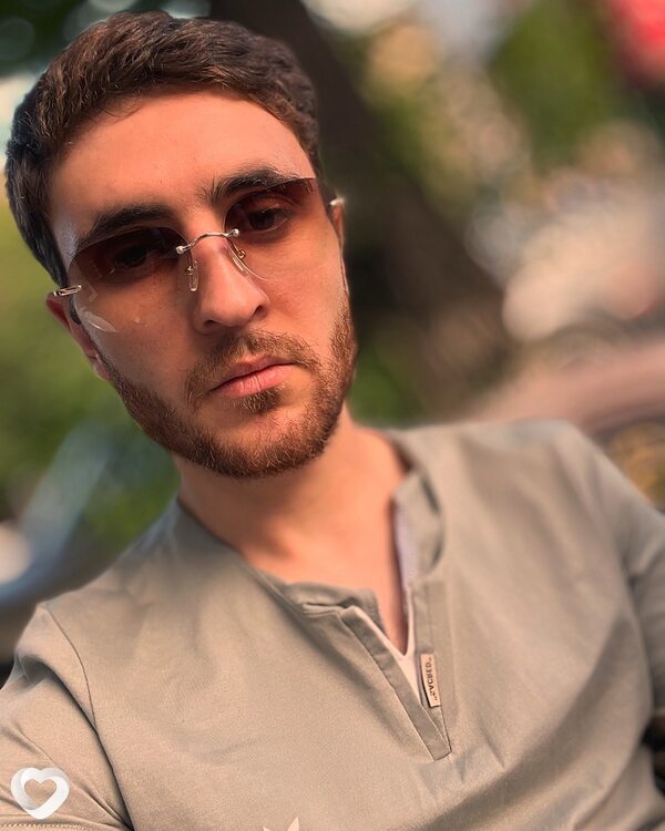 Razmik, 29, Александрове — анкета №2900011