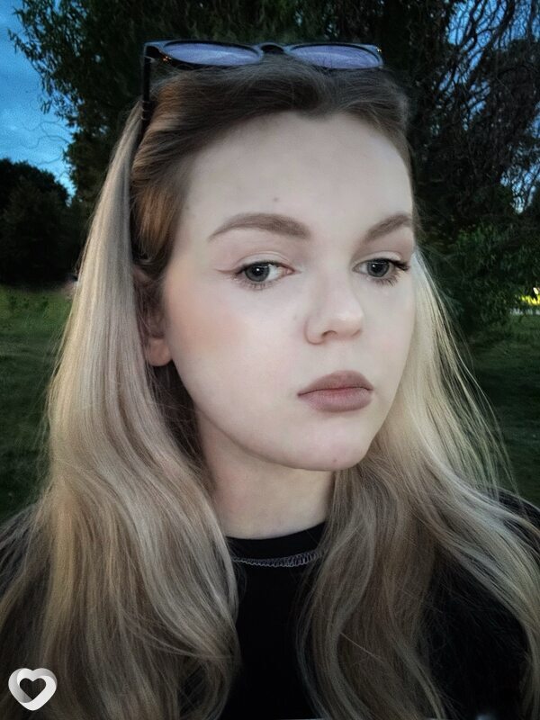 Яна, 20, Елеце — анкета №2900287