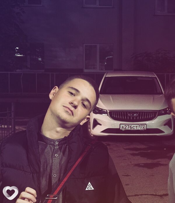 Павел, 19, Тюмени — анкета №2900383