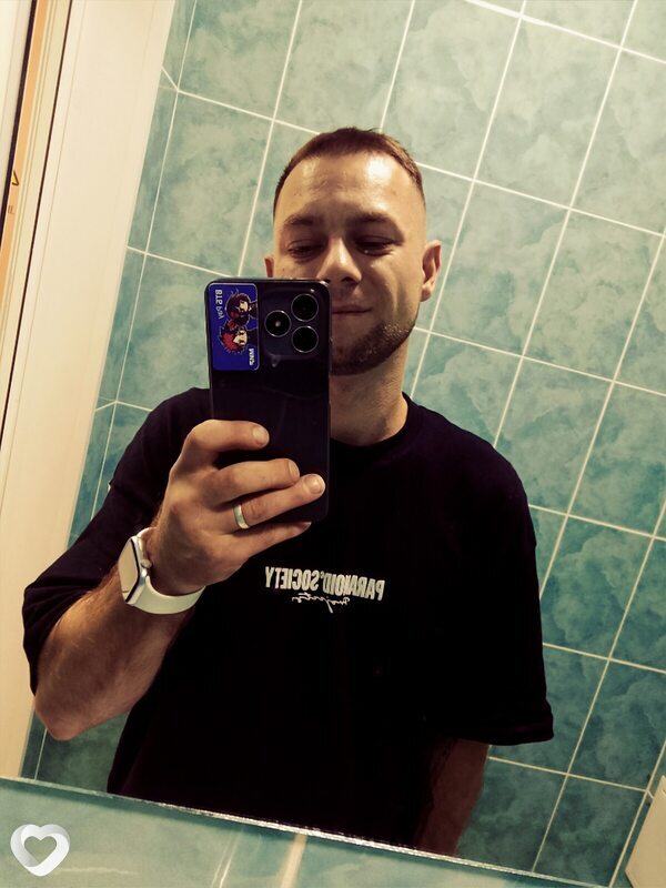 Михаил, 28, Смоленске — анкета №2900960
