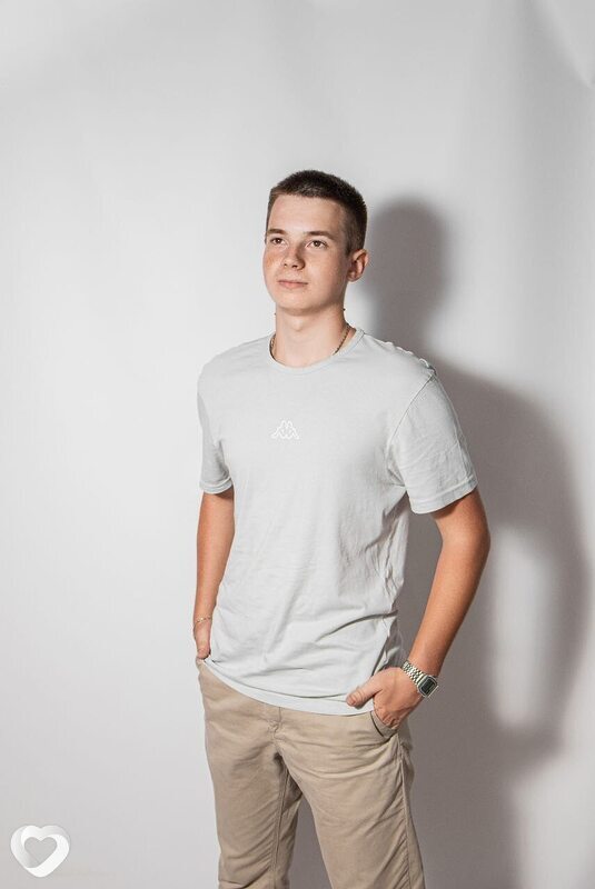 Макс, 20, Екатеринбурге — анкета №2900698