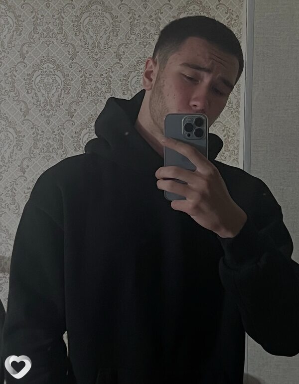 Роман, 21, Владивостоке — анкета №2900769