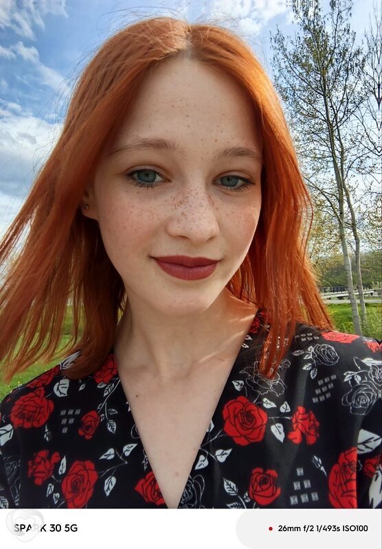 Ксения, 21, Кириши — анкета №2901463