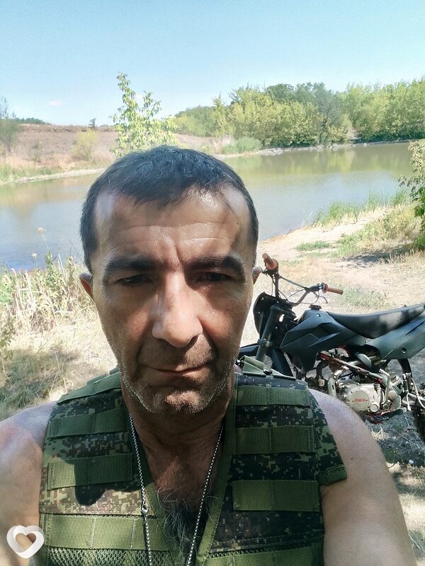Леф, Зугрэс