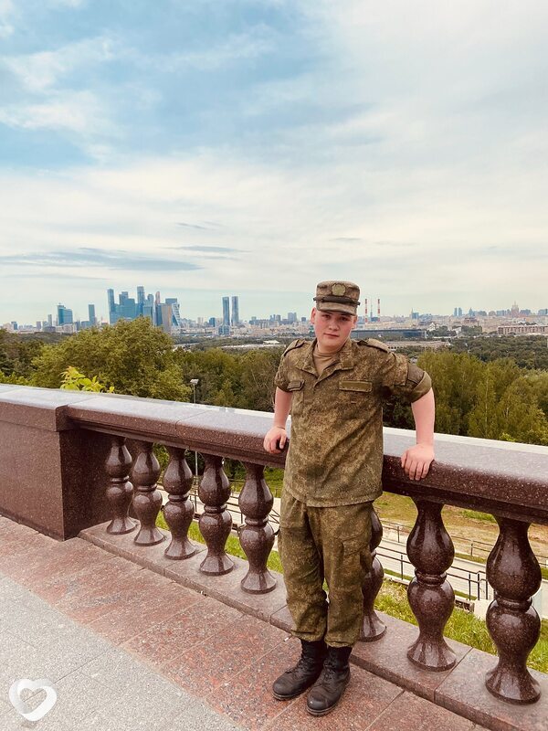 Иван, 20, Смоленске — анкета №2902341