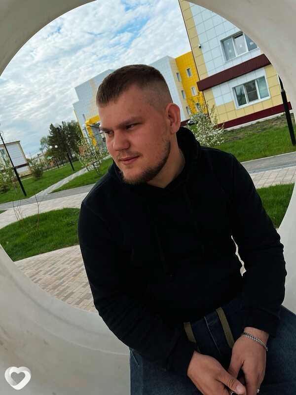 Валера, 23, Мариинске — анкета №2902859