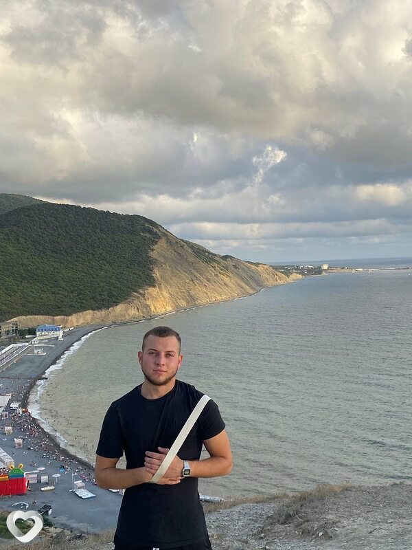Дмитрий, 22, Анапе — анкета №2902861