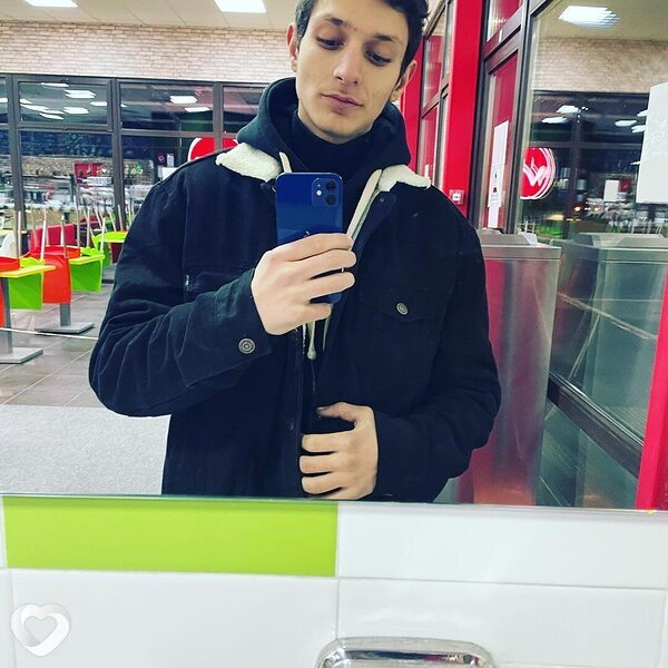 Левон, 23, Сочи — анкета №2903136