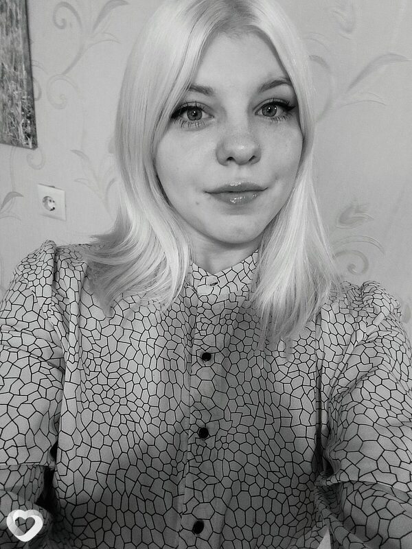 Елена, 24, Томске — анкета №2903559