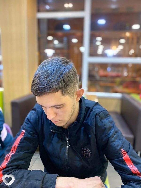 Роман, 27, Краснодаре — анкета №2903339