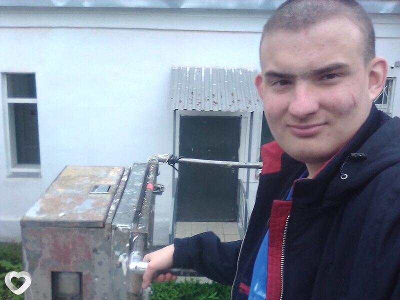 Андрей, 25, Москве — анкета №2903570