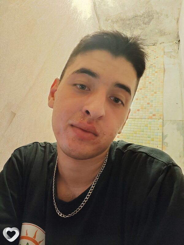 Бехруз, 19, Краснодаре — анкета №2904019