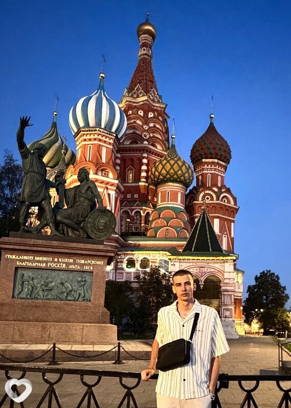 Алексей, 22, Ялте — анкета №2903909
