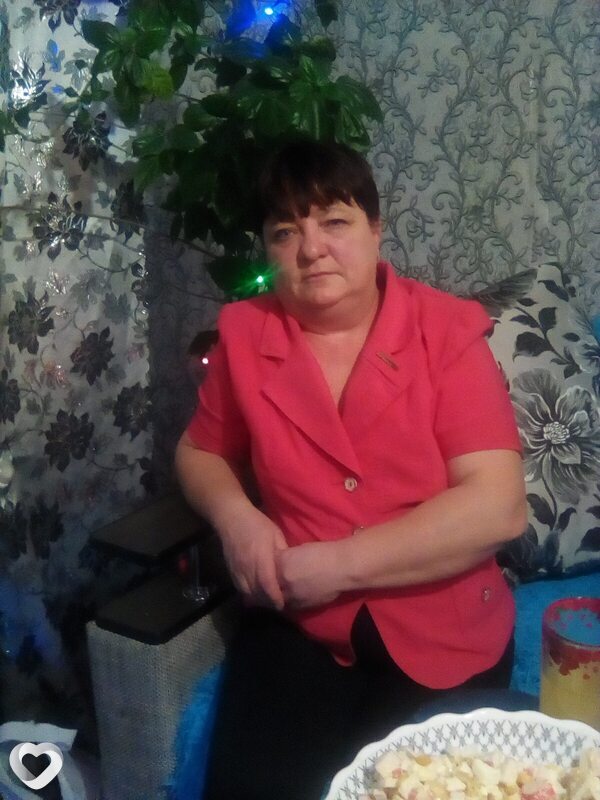 Элла, Шумиха