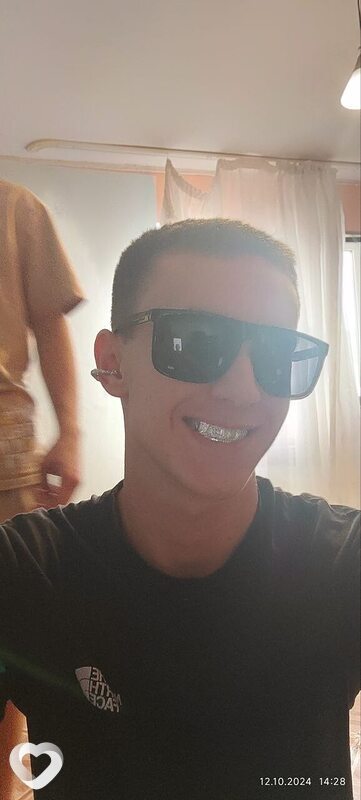 Павел, 20, Краснодаре — анкета №2904466